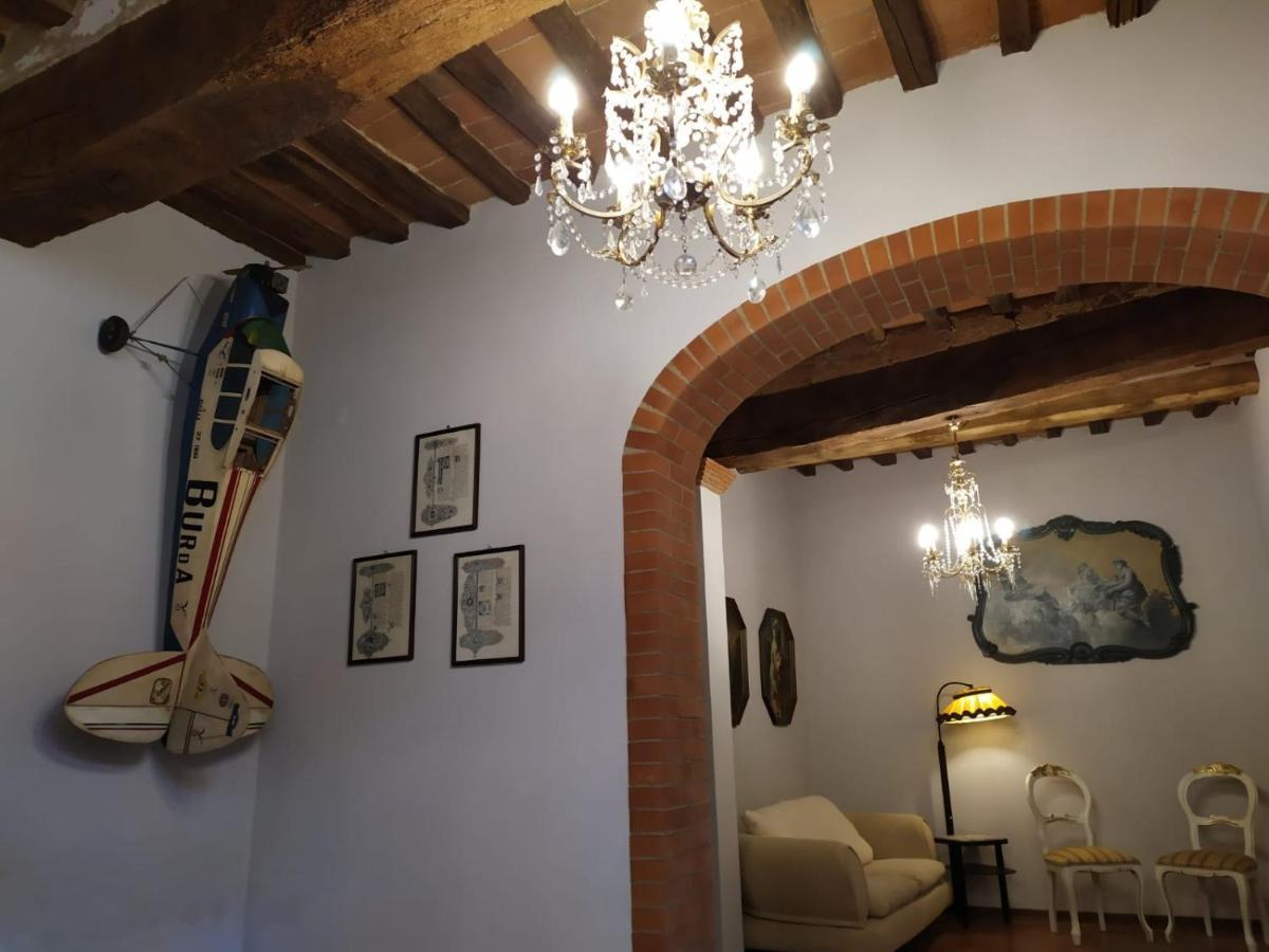 Vila Borgo Antico Lari Exteriér fotografie