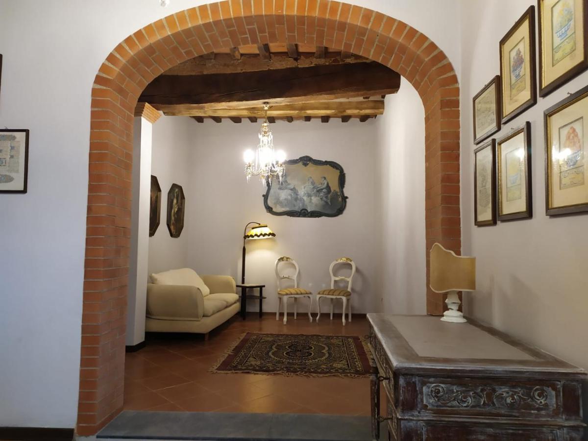 Vila Borgo Antico Lari Exteriér fotografie