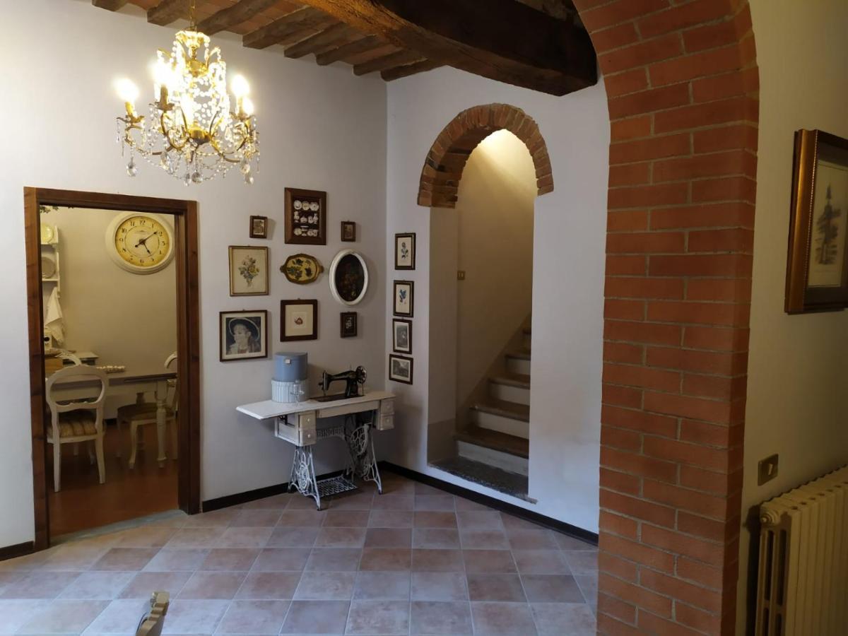 Vila Borgo Antico Lari Exteriér fotografie